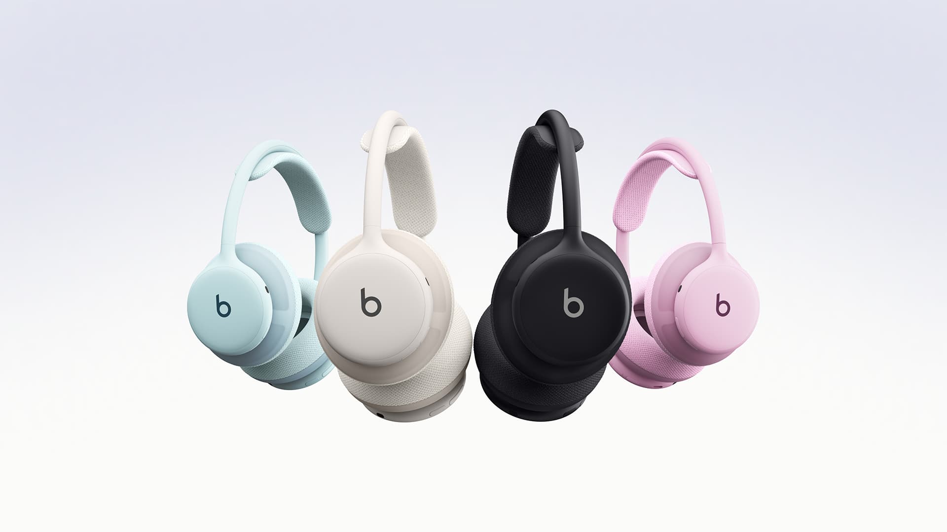 Quatro Beats 360 nas cores Sky, Cloud, Black e Pink, com almofadas de concha e de arco destacadas, sobre fundo branco